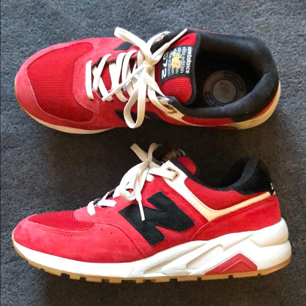New Balance 572 Elite Edition Red